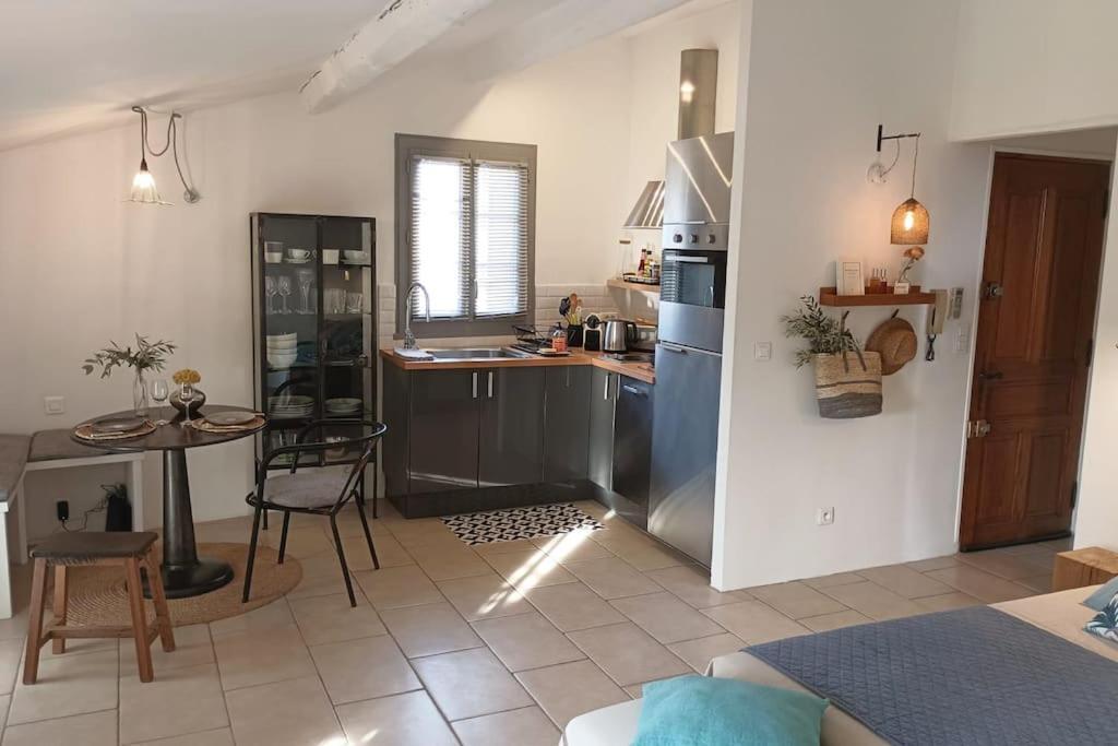 Vue Imprenable Sur La Sorgue Διαμέρισμα LʼIsle-sur-la-Sorgue Εξωτερικό φωτογραφία